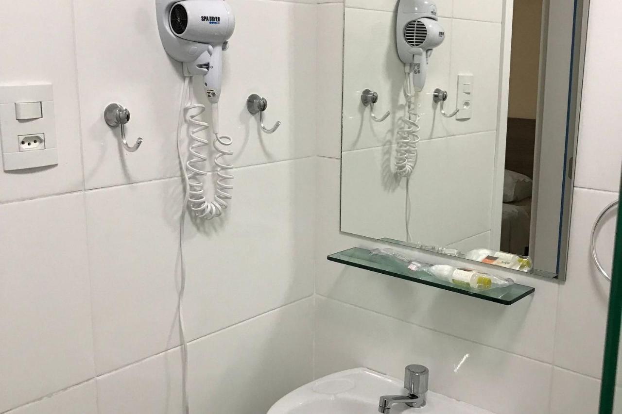 Apartamento No Canto Do Forte, Luxuoso E Confortavel, 2 Suites, Varanda Gourmet プライア・グランデ エクステリア 写真